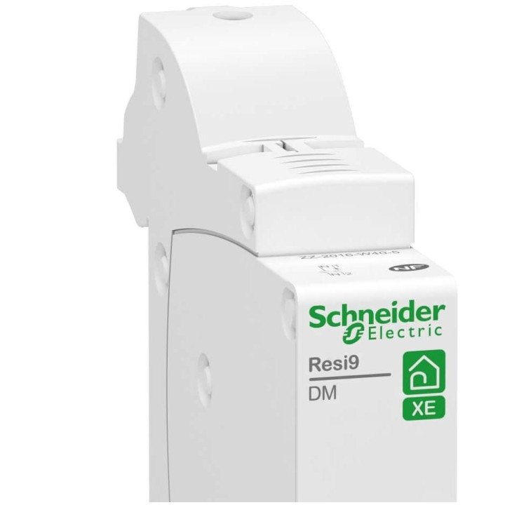 Disjoncteur 10A XE Resi9 - 1P+N - Courbe C - 3kA - 230V CA - Embrochable - 810990496